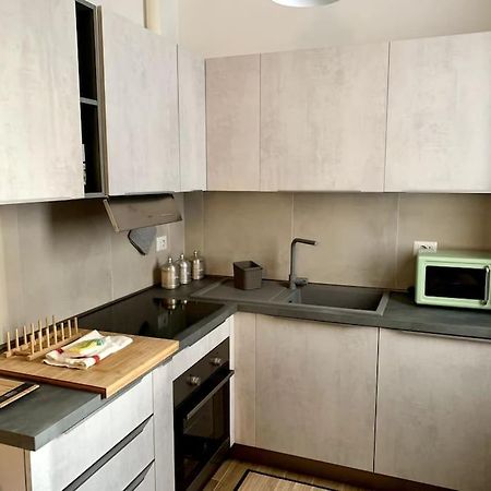 Appartamento Con Terrazzo Sui Tetti Milanesi Extérieur photo