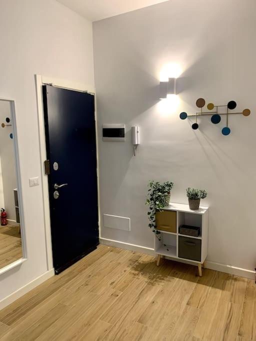 Appartamento Con Terrazzo Sui Tetti Milanesi Extérieur photo